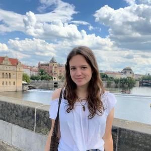 Meet your Posher, Evelyne